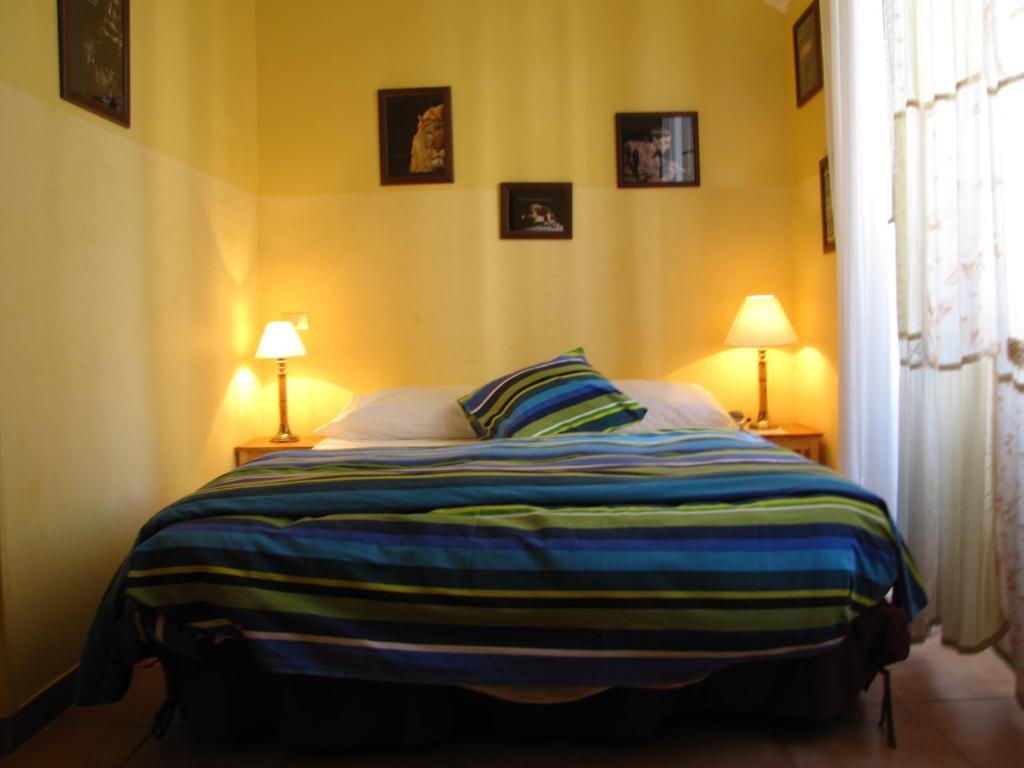 Chiaia B&B Naples Exterior photo